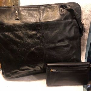 Black leather purse and matching wallet
